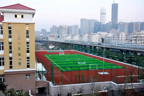 青岛宁夏路小学地源热泵项目---为孩子们的健康保驾护航---青岛沃富新能源科技有限公司